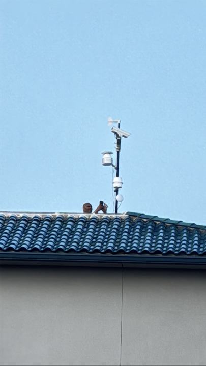 Rooftop weather station and camera mast